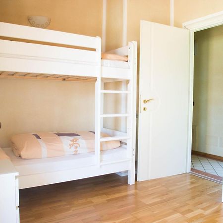 Guesthouse "Villa Tamas" Limone sul Garda Dış mekan fotoğraf