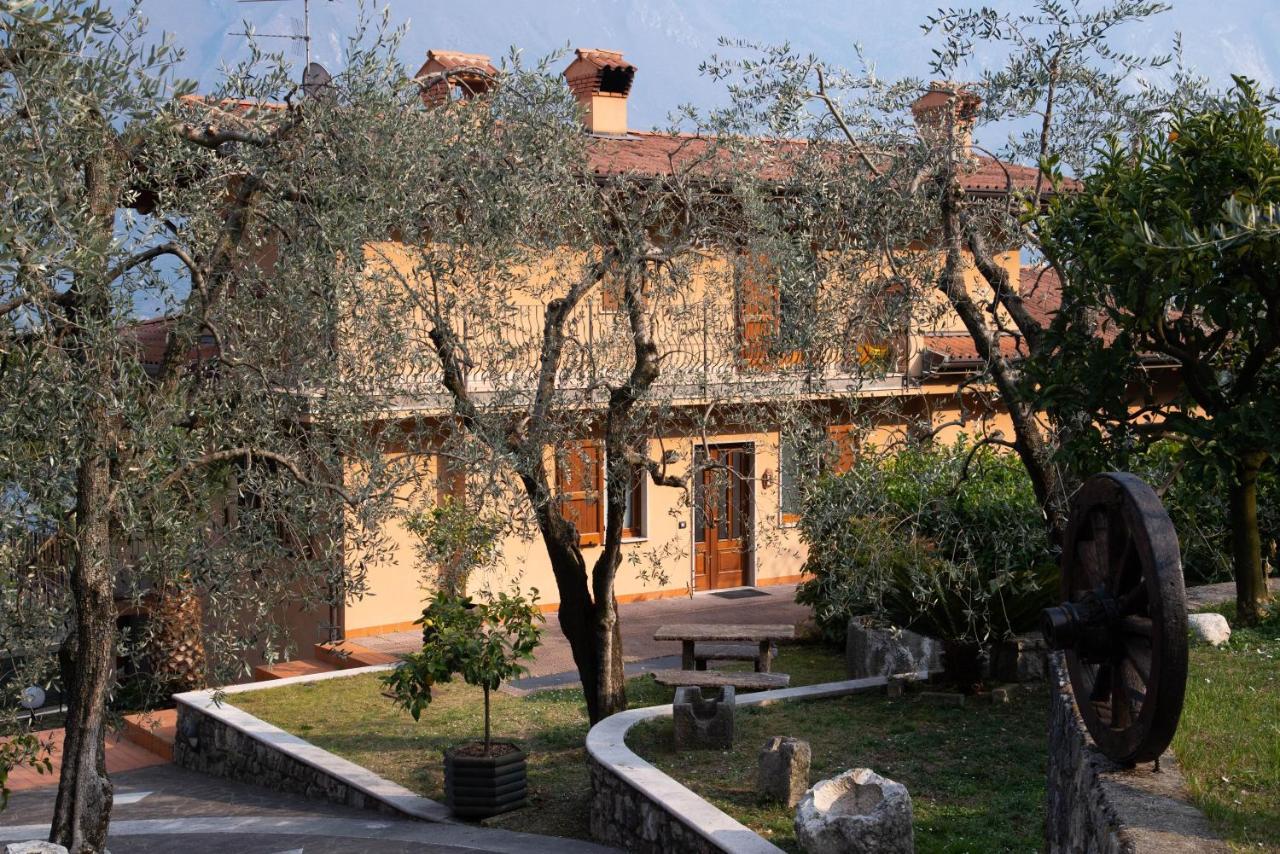 Guesthouse "Villa Tamas" Limone sul Garda Dış mekan fotoğraf