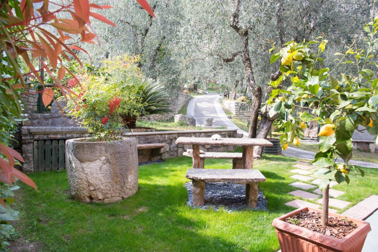 Guesthouse "Villa Tamas" Limone sul Garda Dış mekan fotoğraf