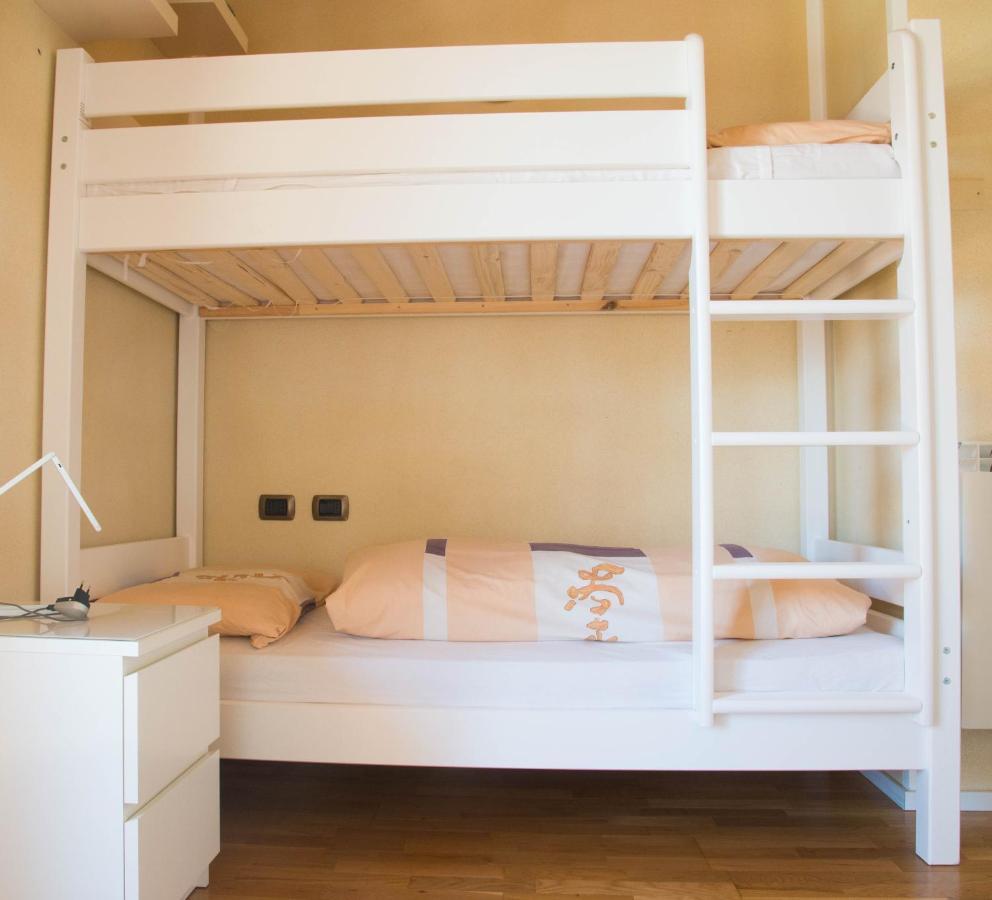 Guesthouse "Villa Tamas" Limone sul Garda Dış mekan fotoğraf
